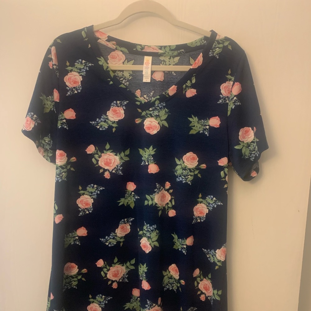 NWOT LuLaRoe Christy T